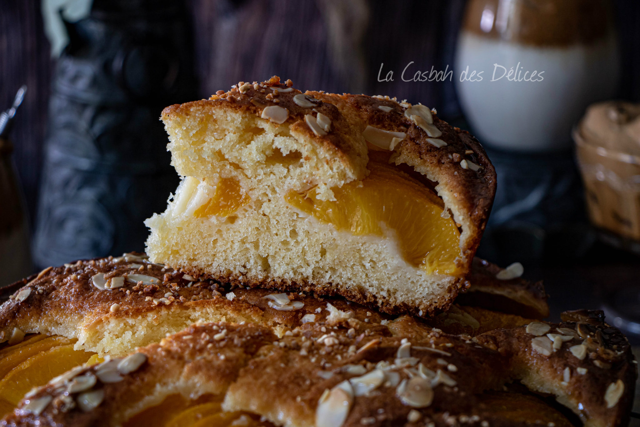 Gâteau moelleux aux pêches et yogourt - La Casbah des Delices